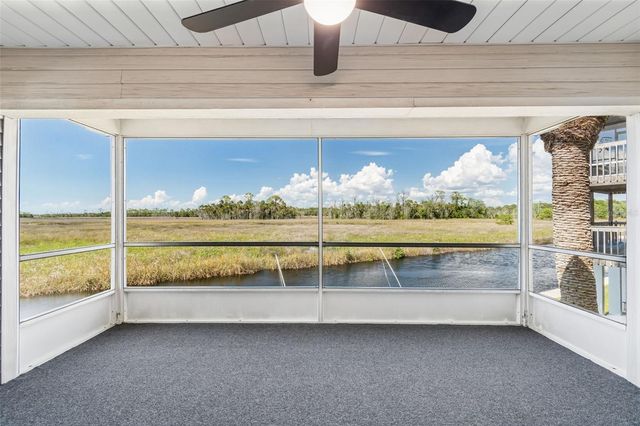5247 TROPICAL POINT, Weeki Wachee, FL 34607