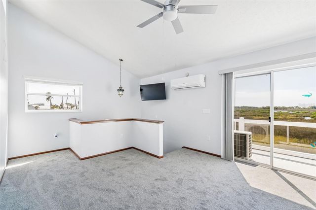5247 TROPICAL POINT, Weeki Wachee, FL 34607