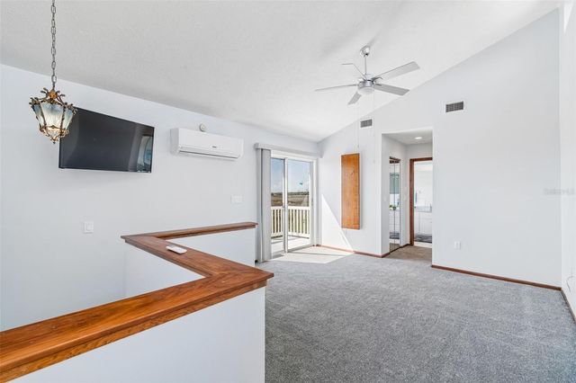 5247 TROPICAL POINT, Weeki Wachee, FL 34607