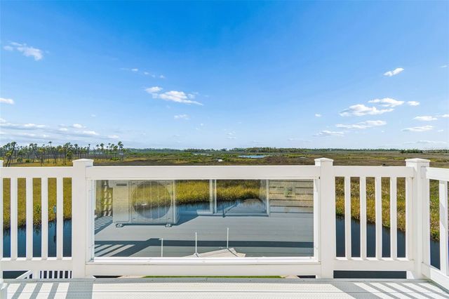 5247 TROPICAL POINT, Weeki Wachee, FL 34607