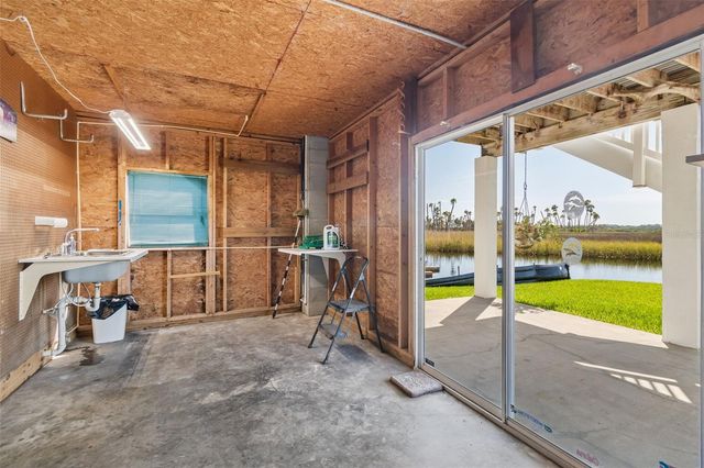 5247 TROPICAL POINT, Weeki Wachee, FL 34607