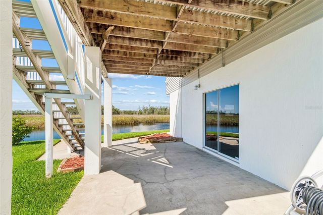5247 TROPICAL POINT, Weeki Wachee, FL 34607