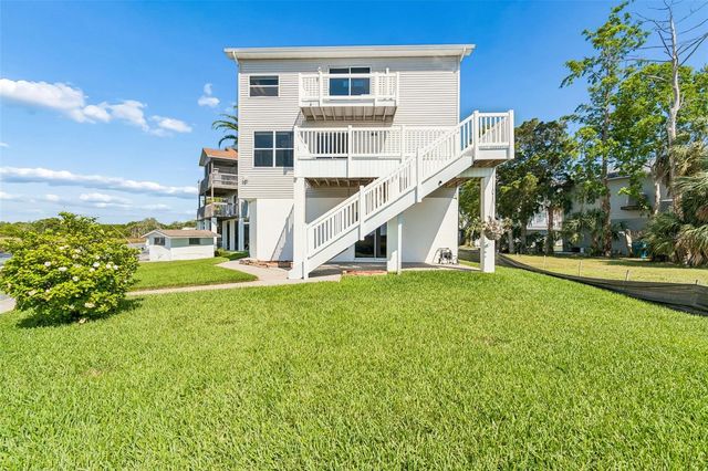 5247 TROPICAL POINT, Weeki Wachee, FL 34607