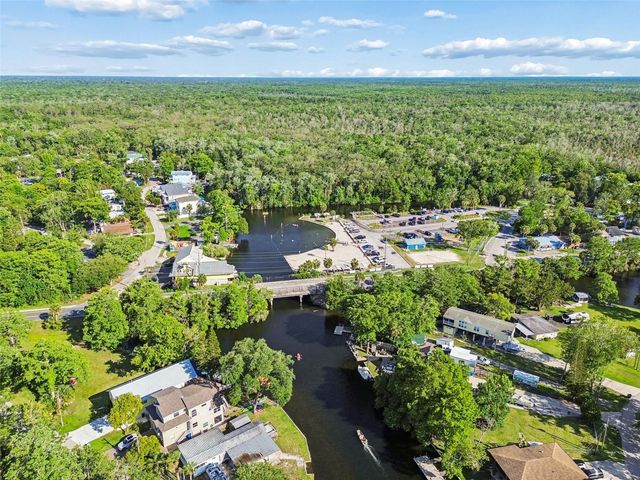5247 TROPICAL POINT, Weeki Wachee, FL 34607