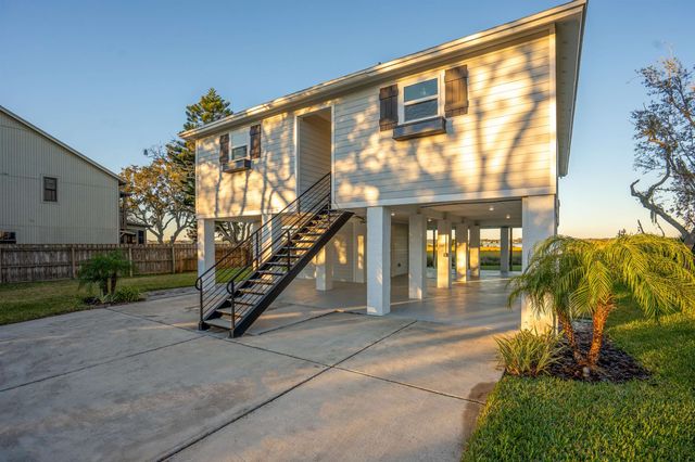 420 Trade Wind Ln, St Augustine, FL 32080