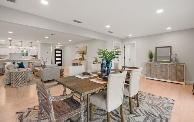 420 Trade Wind Ln, St Augustine, FL 32080