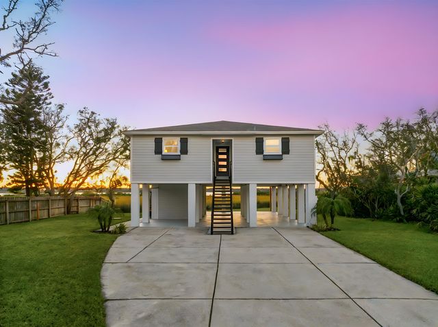 420 Trade Wind Ln, St Augustine, FL 32080