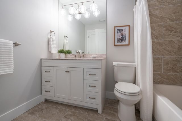 420 Trade Wind Ln, St Augustine, FL 32080