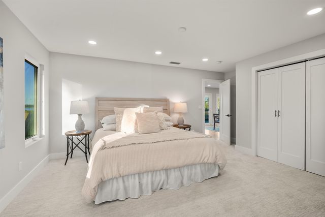 420 Trade Wind Ln, St Augustine, FL 32080