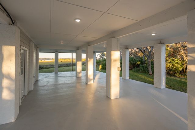 420 Trade Wind Ln, St Augustine, FL 32080