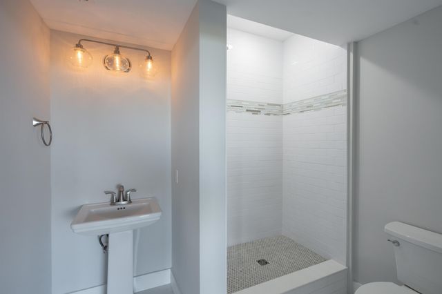 420 Trade Wind Ln, St Augustine, FL 32080