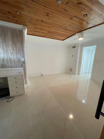 1310 N 70th Way 1, Hollywood, FL 33024