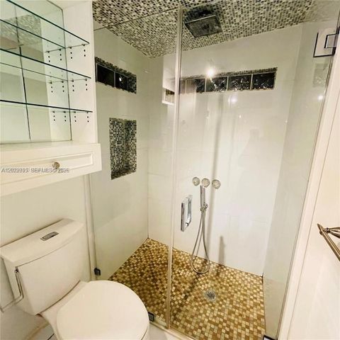1310 N 70th Way 1, Hollywood, FL 33024