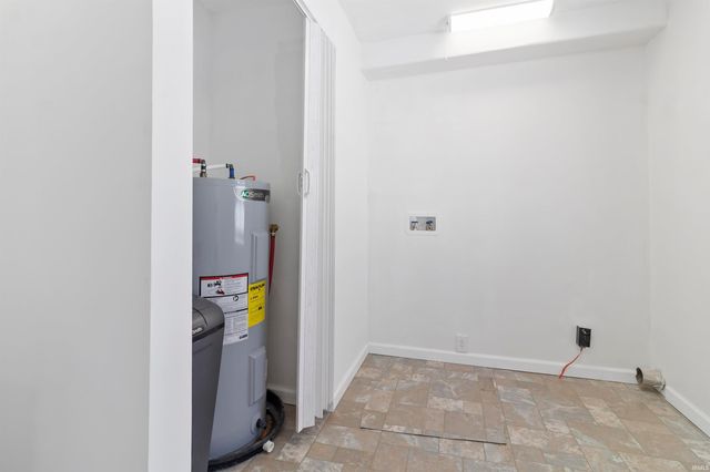 1614 Muncie Pike, Jonesboro, IN 46938