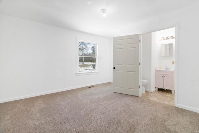 1614 Muncie Pike, Jonesboro, IN 46938