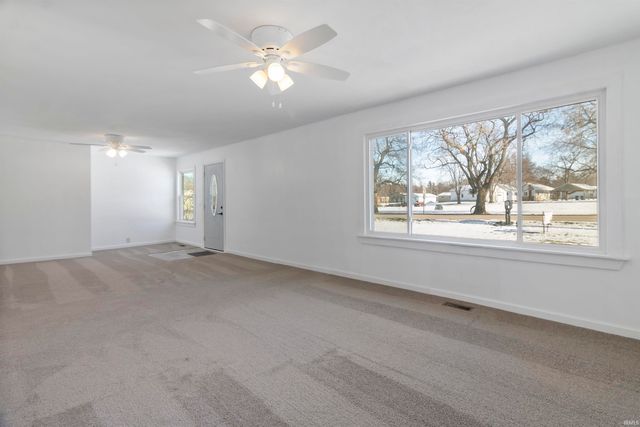 1614 Muncie Pike, Jonesboro, IN 46938