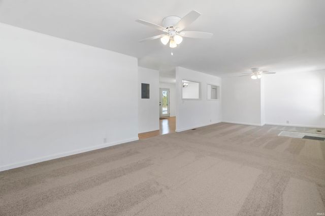 1614 Muncie Pike, Jonesboro, IN 46938