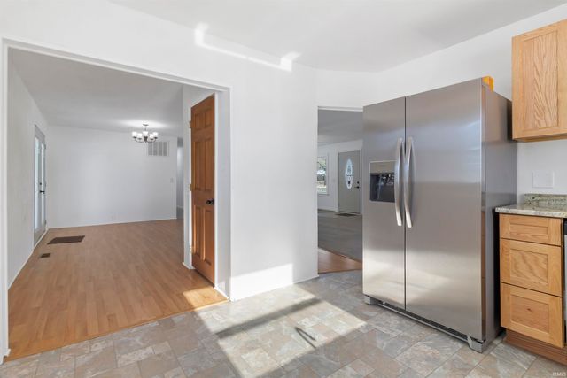 1614 Muncie Pike, Jonesboro, IN 46938