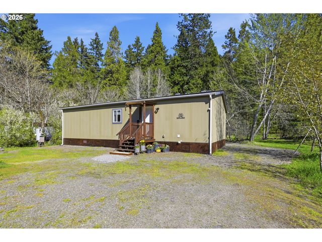 76113 FISH HATCHERY Rd, Oakridge, OR 97463