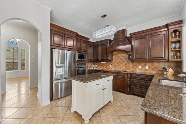 18316 Wisp Willow Way, Porter, TX 77365