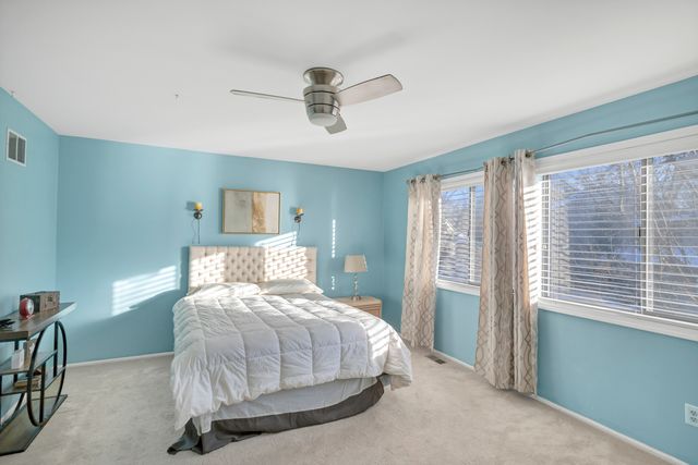 1527 Kirkwood Drive 1527, Geneva, IL 60134