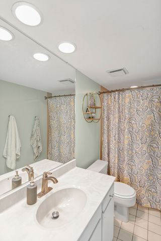 1527 Kirkwood Drive 1527, Geneva, IL 60134