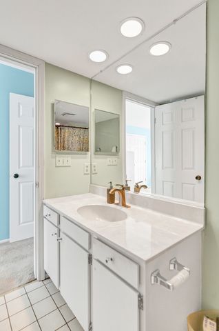 1527 Kirkwood Drive 1527, Geneva, IL 60134