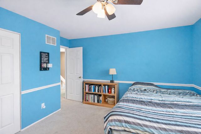 1527 Kirkwood Drive 1527, Geneva, IL 60134