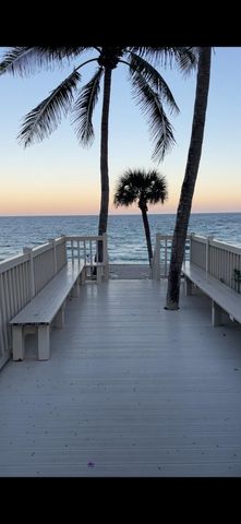 2001 N OCEAN Boulevard 301, Boca Raton, FL 33431