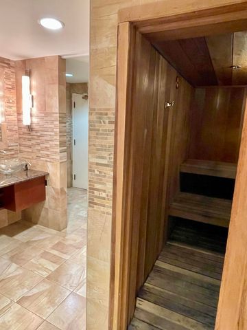2001 N OCEAN Boulevard 301, Boca Raton, FL 33431