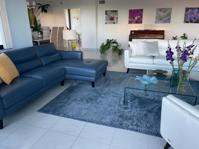 2001 N OCEAN Boulevard 301, Boca Raton, FL 33431