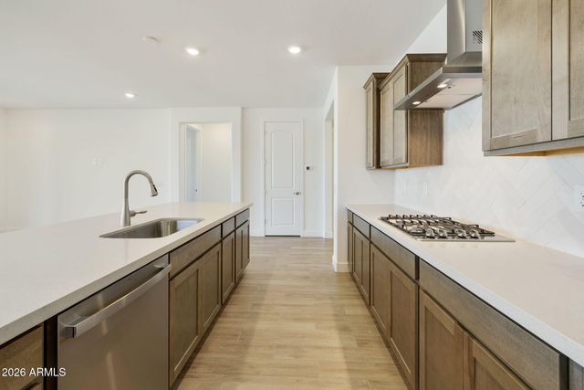 19010 W ROSE Lane, Waddell, AZ 85355