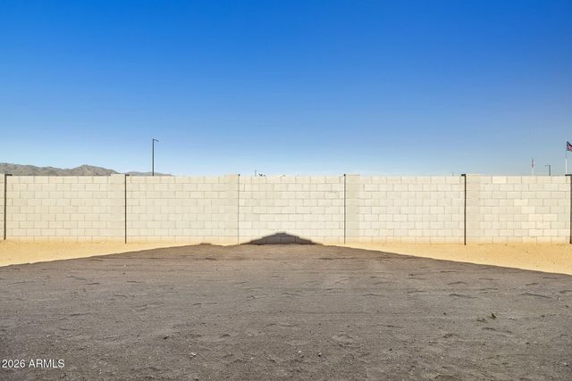 19010 W ROSE Lane, Waddell, AZ 85355