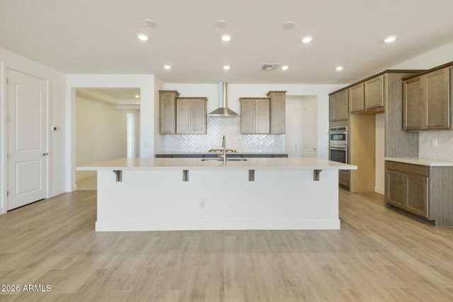 19010 W ROSE Lane, Waddell, AZ 85355