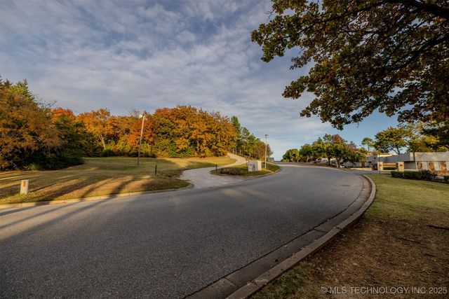 6804 S Toledo Avenue 404, Tulsa, OK 74136