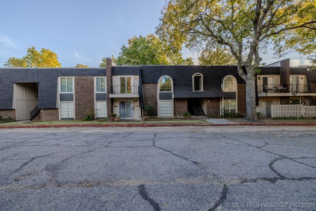 6804 S Toledo Avenue 404, Tulsa, OK 74136