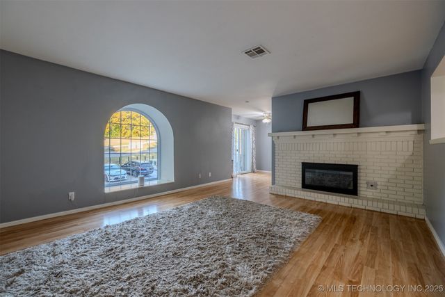 6804 S Toledo Avenue 404, Tulsa, OK 74136