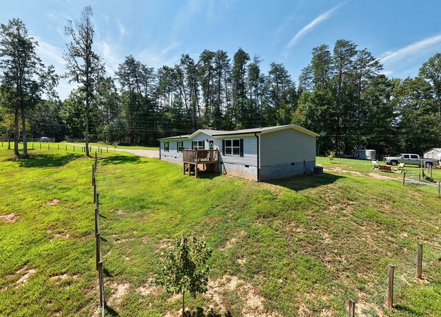 9656 Phillips Road, Young Harris, GA 30582