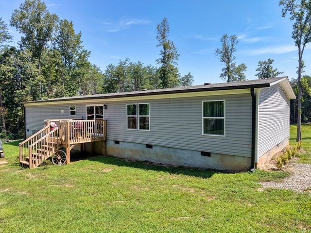 9656 Phillips Road, Young Harris, GA 30582