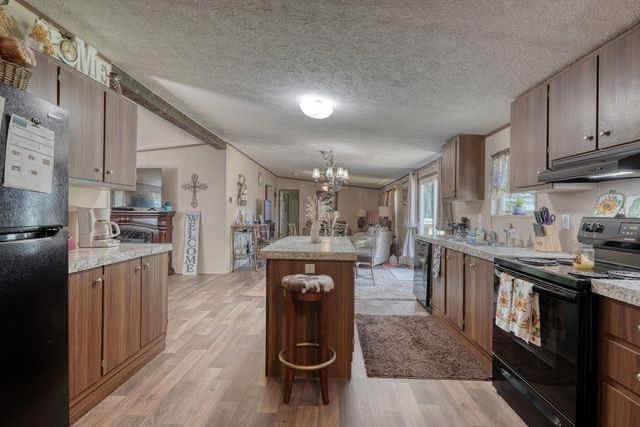 9656 Phillips Road, Young Harris, GA 30582