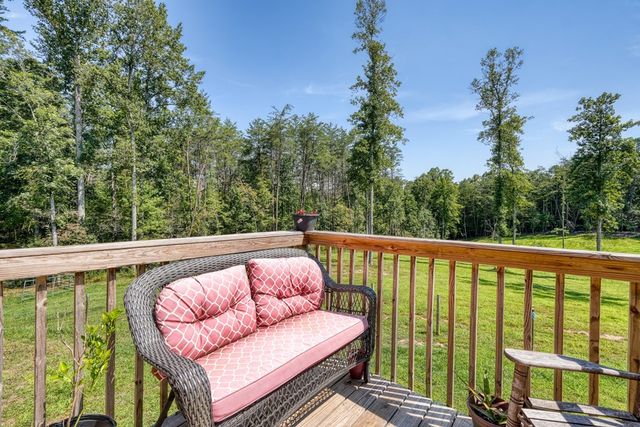 9656 Phillips Road, Young Harris, GA 30582