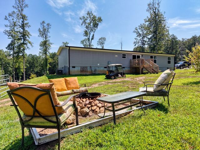 9656 Phillips Road, Young Harris, GA 30582