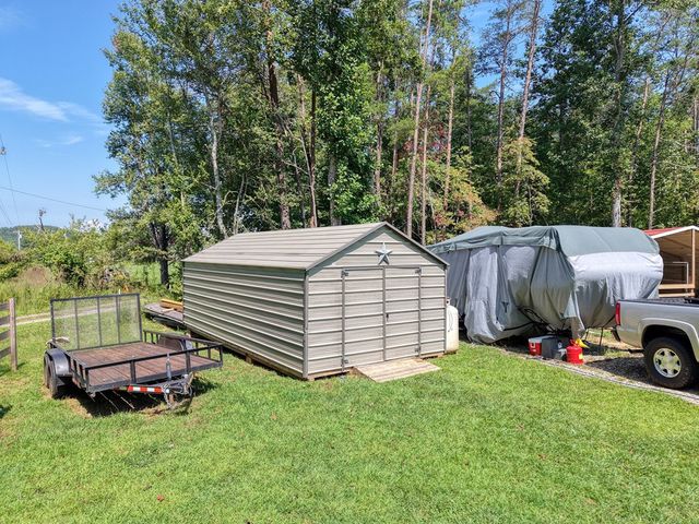 9656 Phillips Road, Young Harris, GA 30582