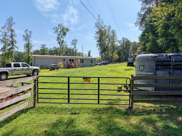 9656 Phillips Road, Young Harris, GA 30582