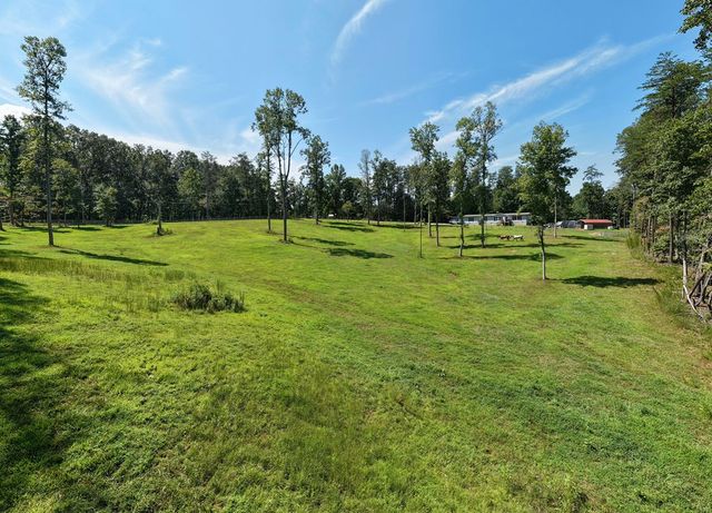 9656 Phillips Road, Young Harris, GA 30582