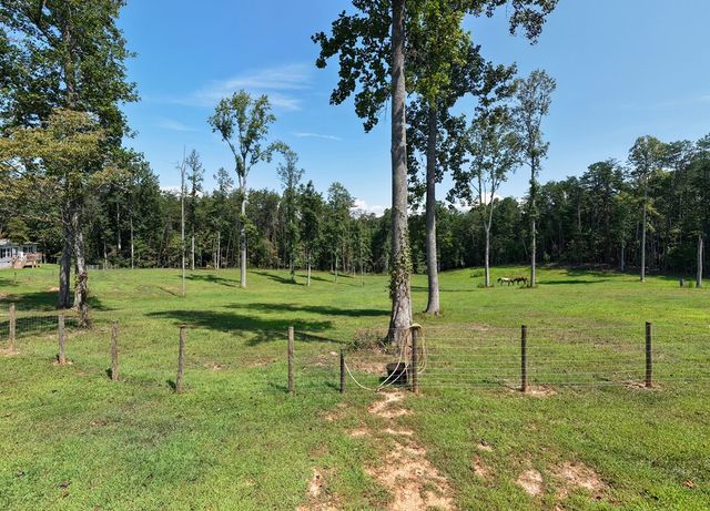 9656 Phillips Road, Young Harris, GA 30582