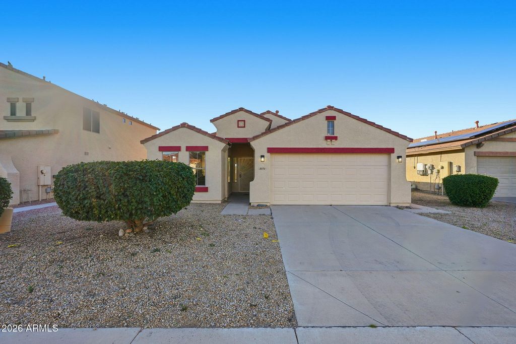 Image 1 of property listing at 8070 N 110TH Avenue, Peoria, AZ 85345