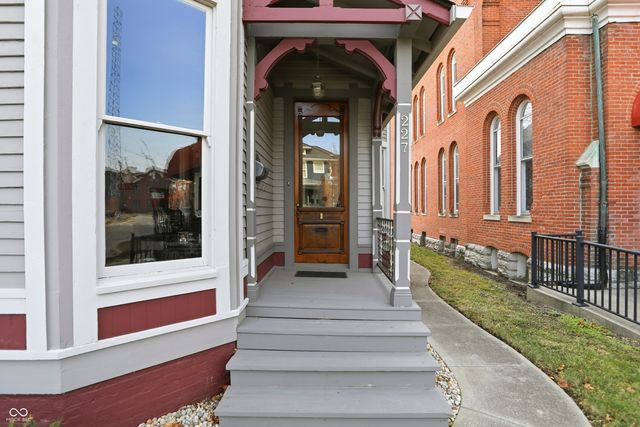 227 E Jefferson Street, Franklin, IN 46131