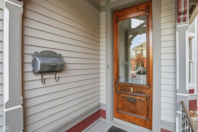 227 E Jefferson Street, Franklin, IN 46131