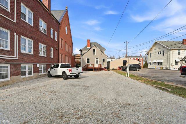 227 E Jefferson Street, Franklin, IN 46131